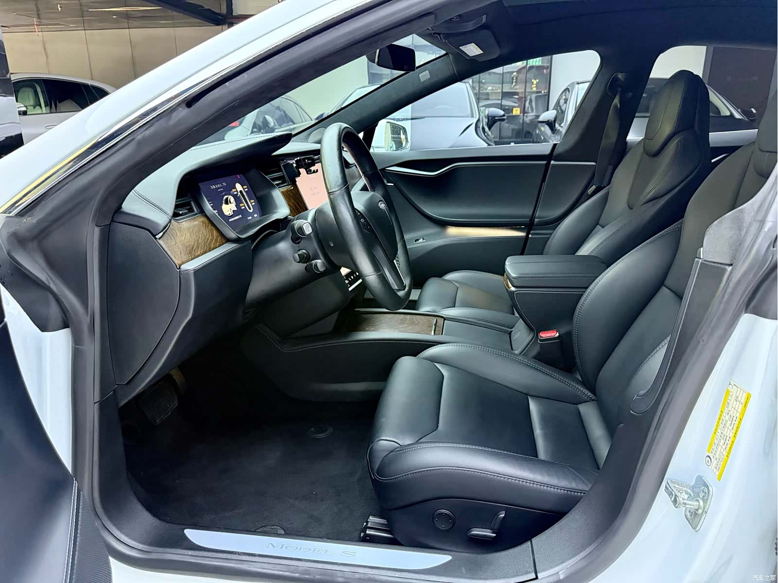 Tesla Model S, 2019 4