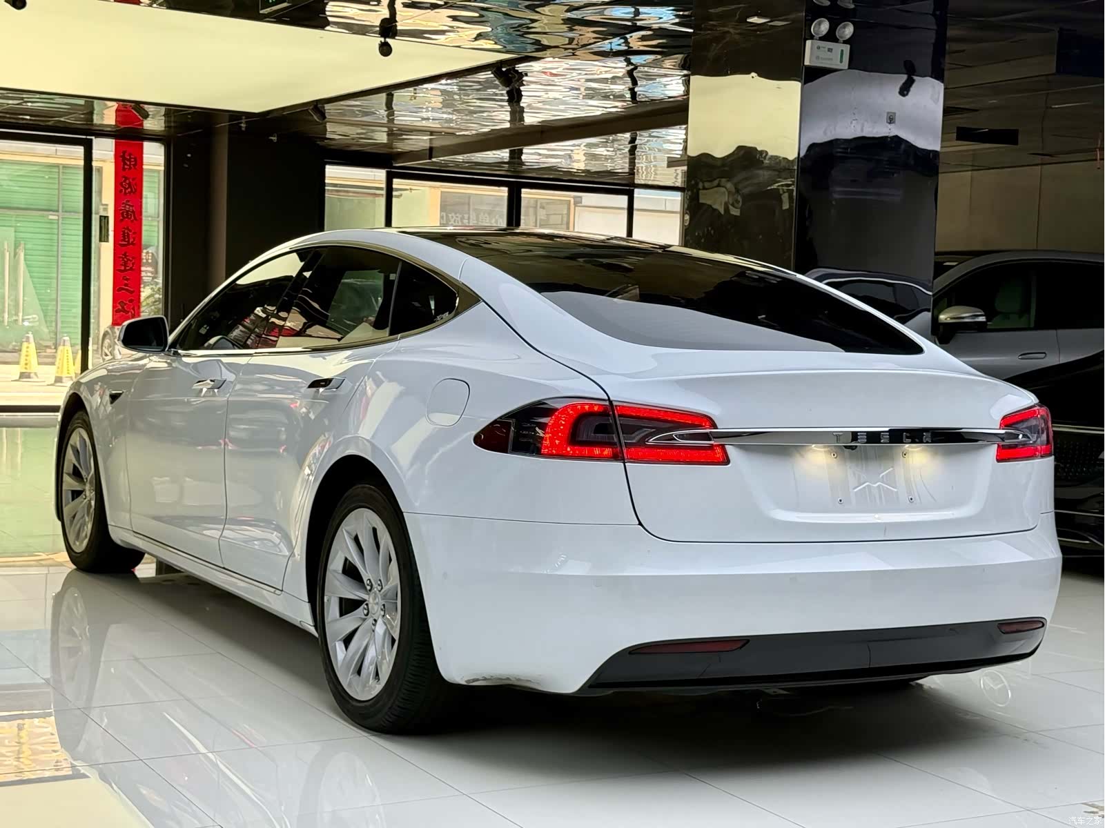 Tesla Model S, 2019 12