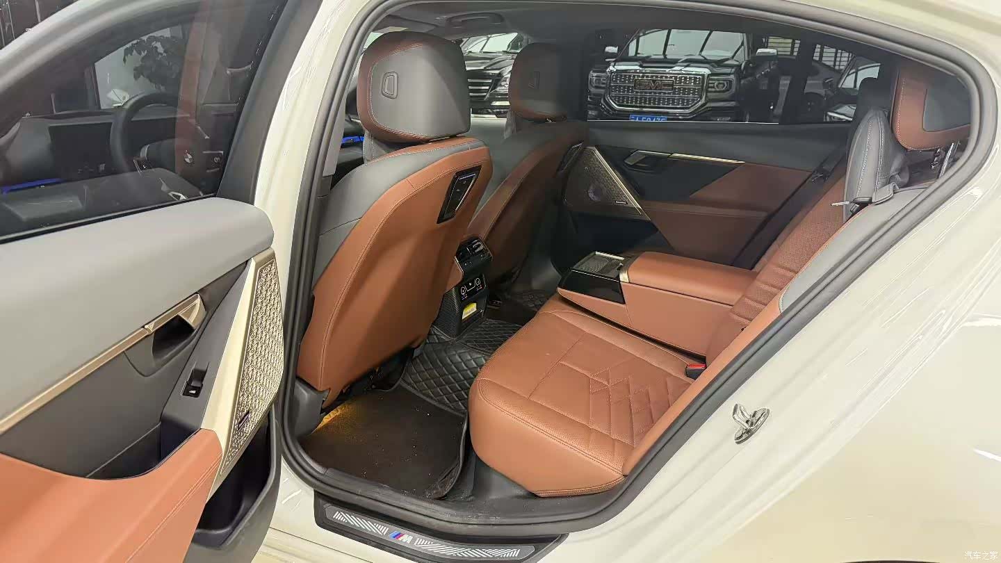 BMW 5 Series, 2024 все фото