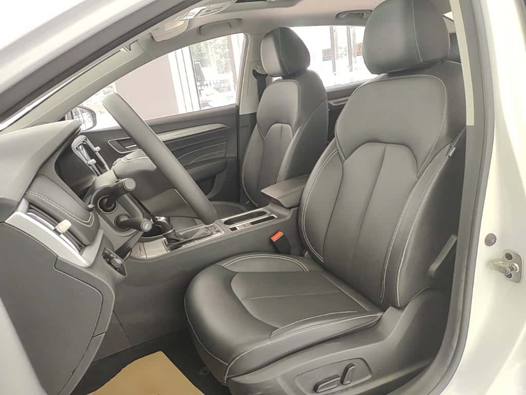 Roewe i6, 2022 15