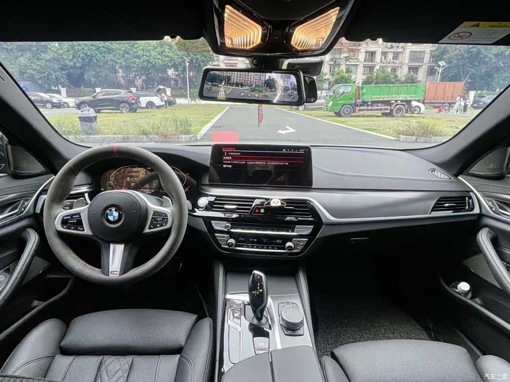 BMW 5 Series, 2021 4