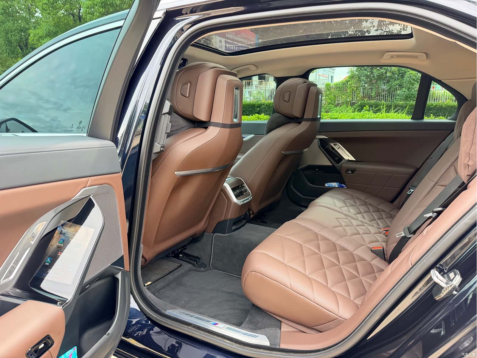 BMW 7 Series, 2024 6