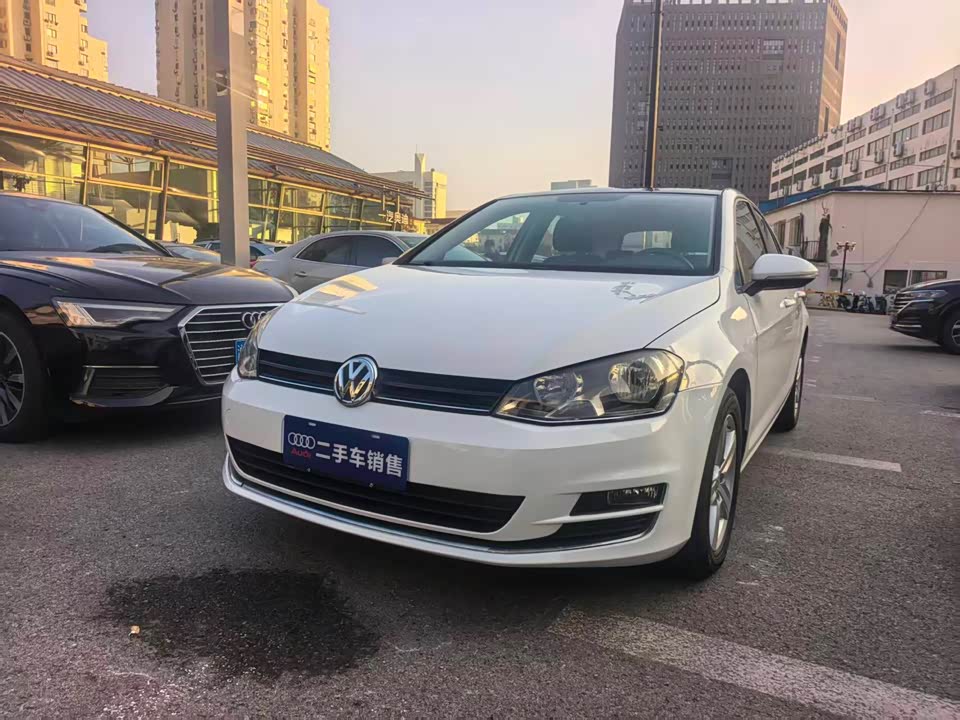 Volkswagen golf