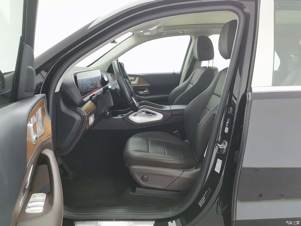 Mercedes-Benz GLE, 2022 10