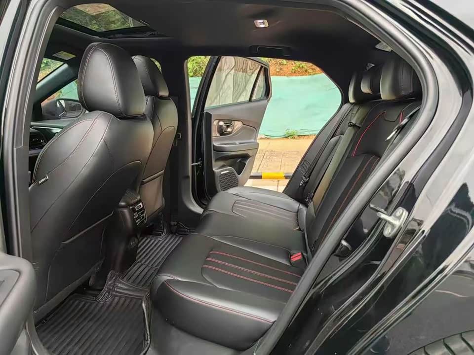 Trumpchi Shadow Leopard