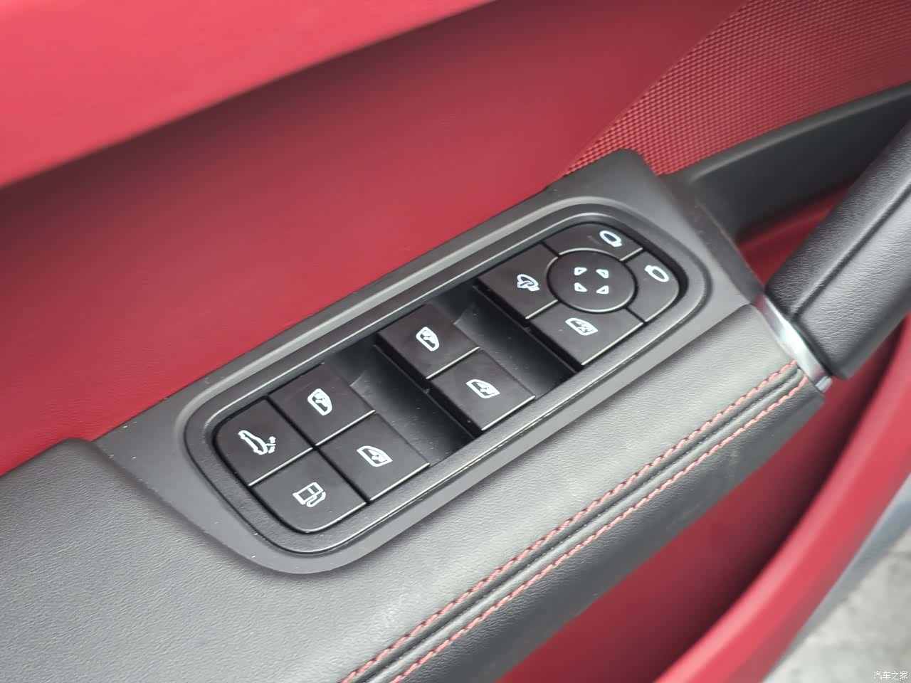 Porsche Cayenne, 2023 11