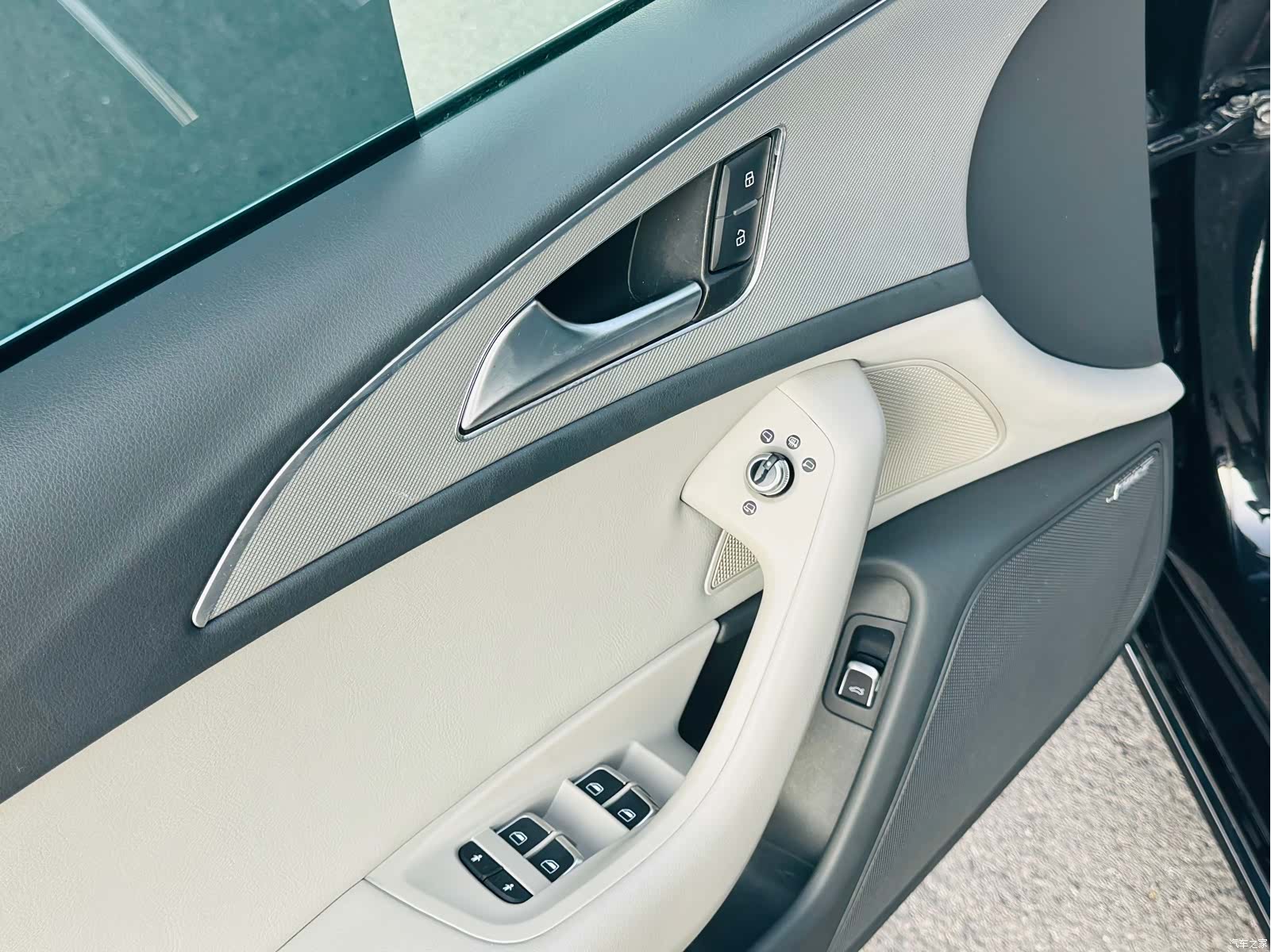 Audi A6L, 2016 10