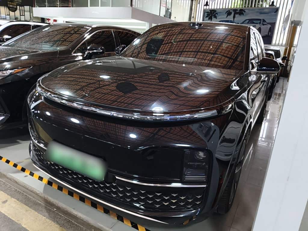 Li Auto L9