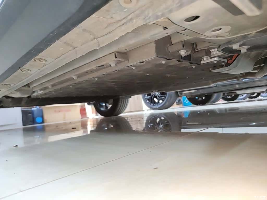 Geely Galaxy L7, 2025 19