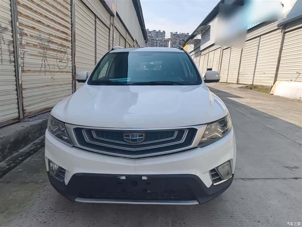 Geely X6, 2016 3