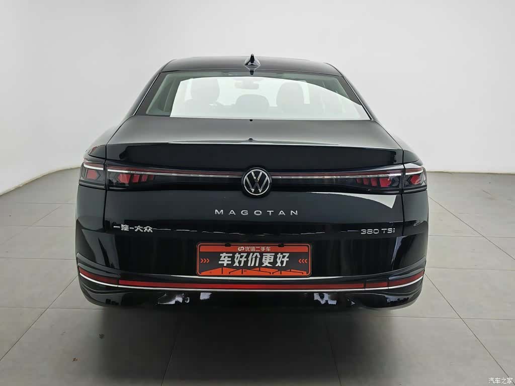 Volkswagen Magotan, 2025 4