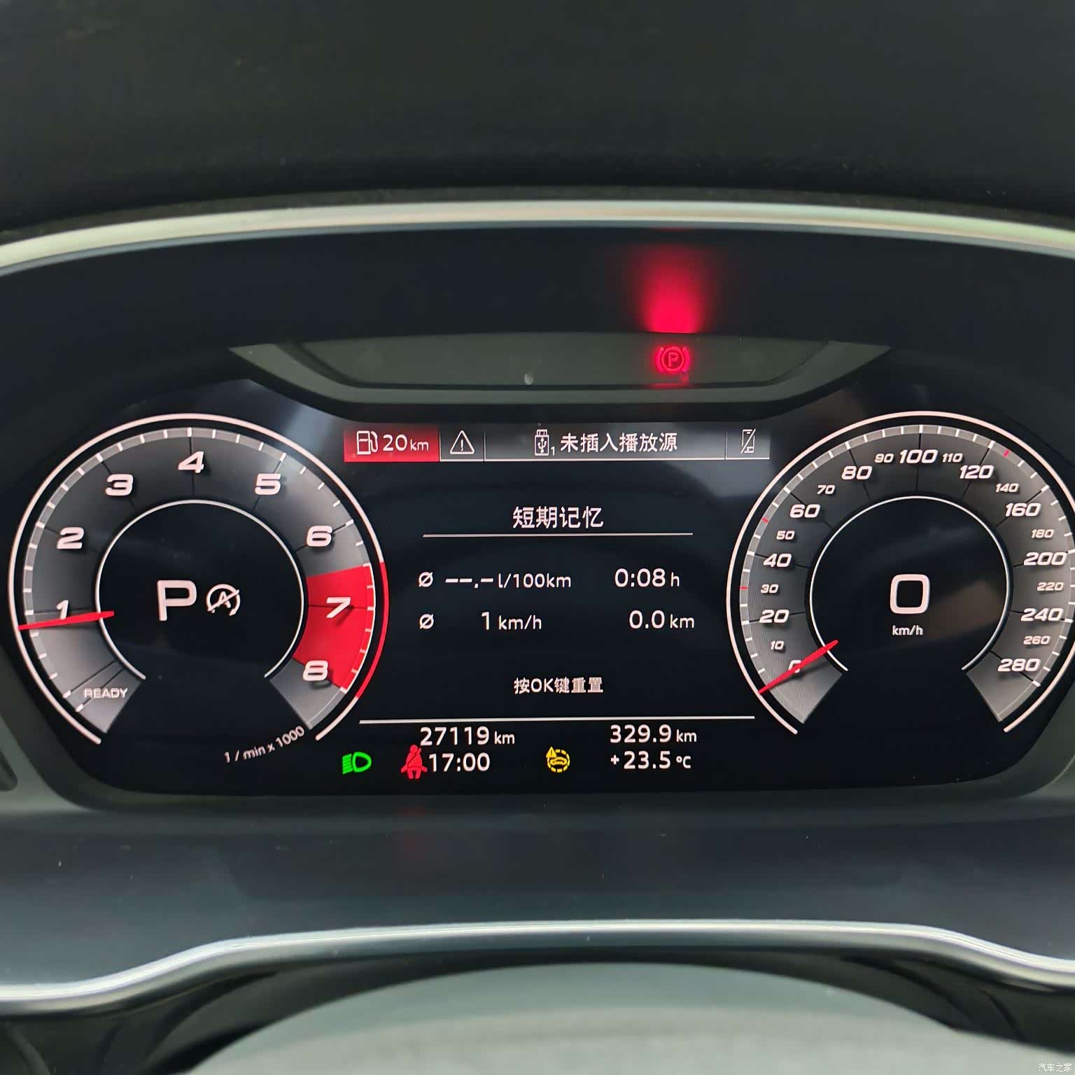 Audi Q3, 2022 13