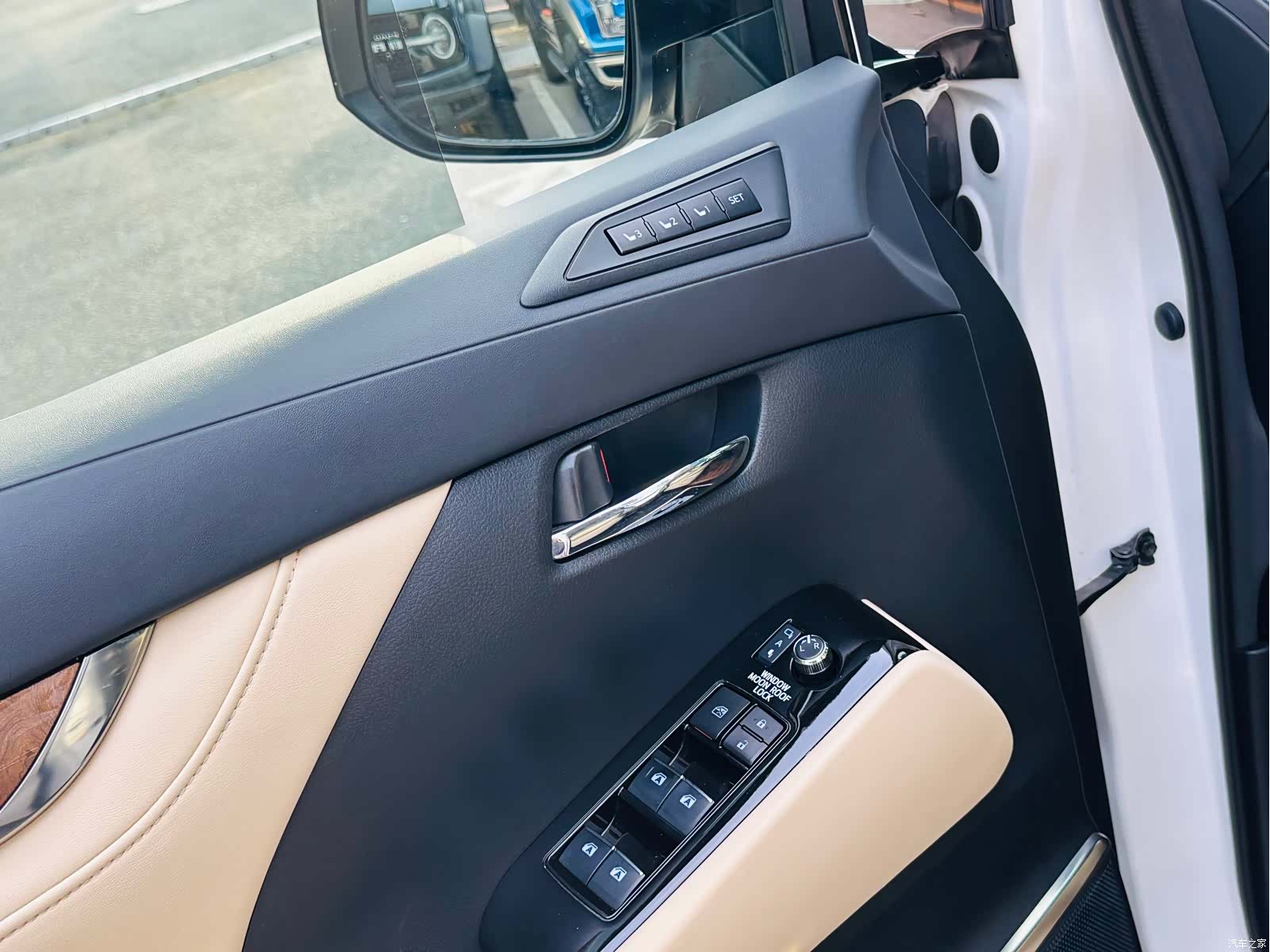 Toyota Alphard, 2018 10