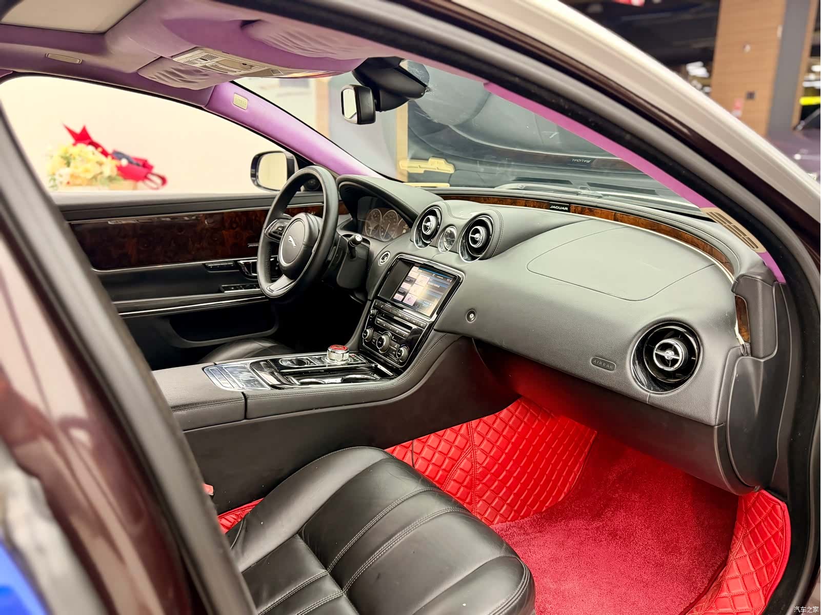 Jaguar XJ, 2014 16