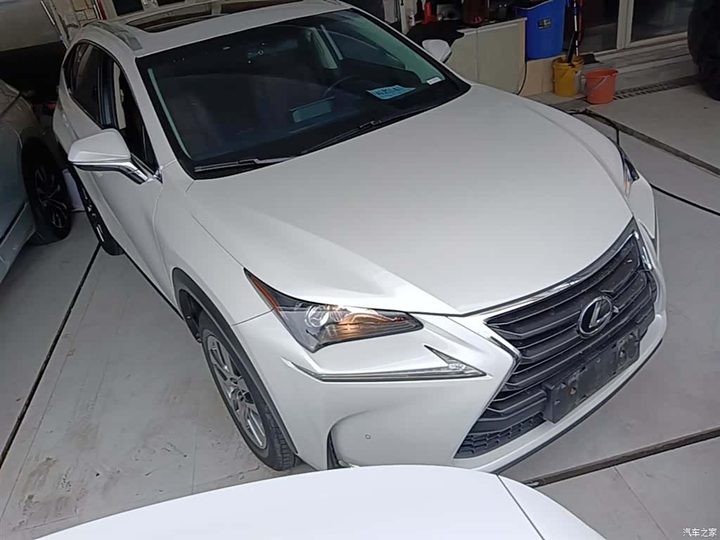 Lexus NX, 2015 4