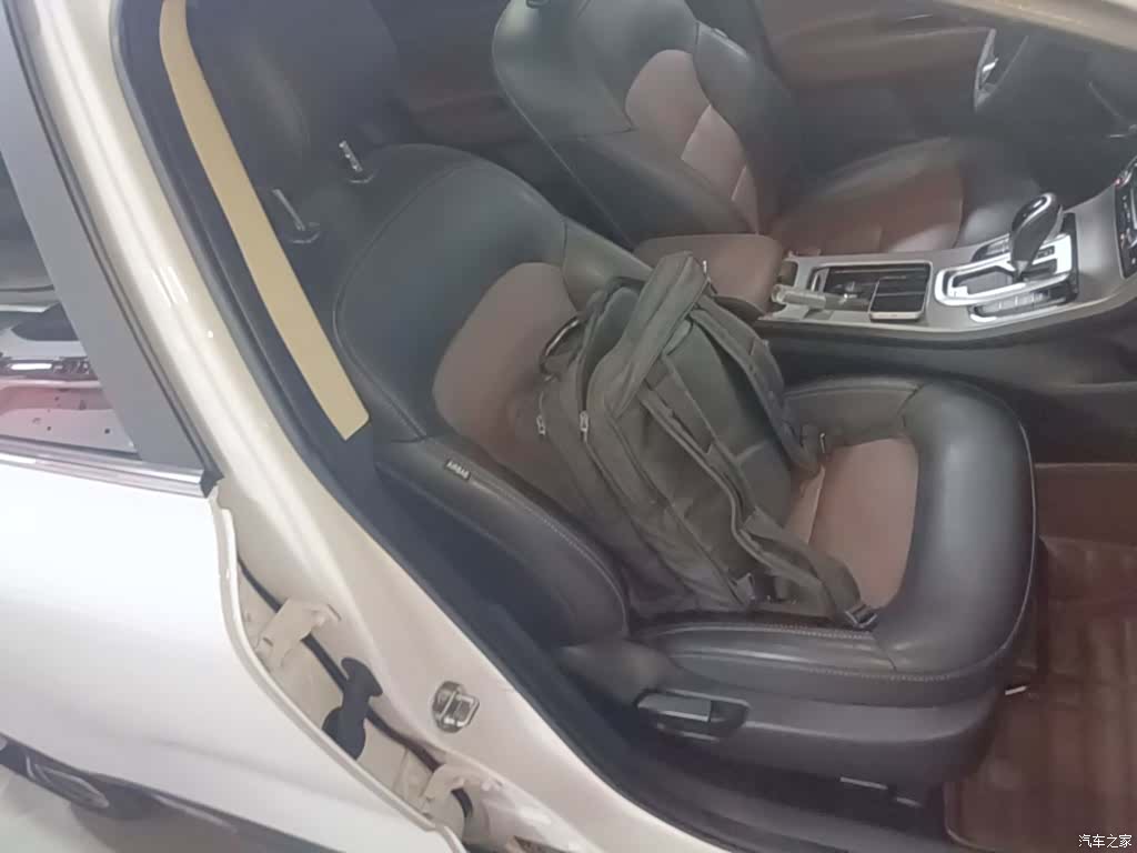 Geely Emgrand, 2018 25