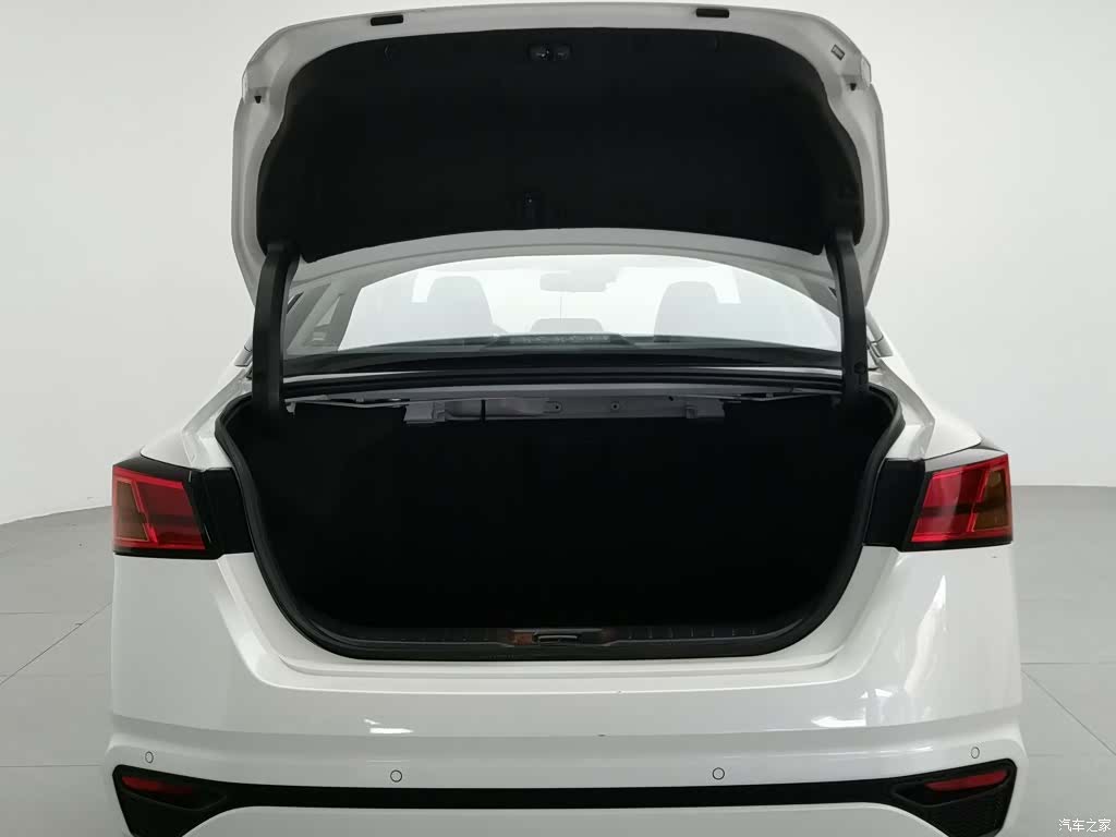 Nissan Teana, 2020 16