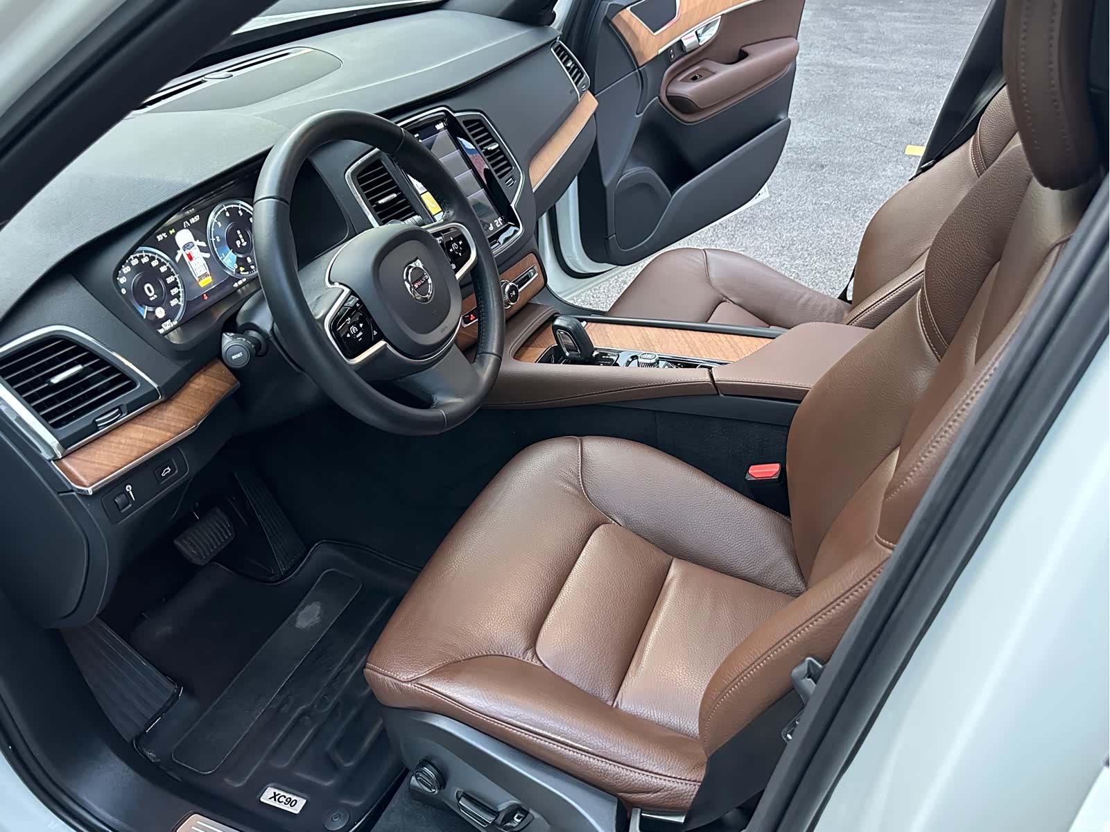Volvo XC90, 2021 11
