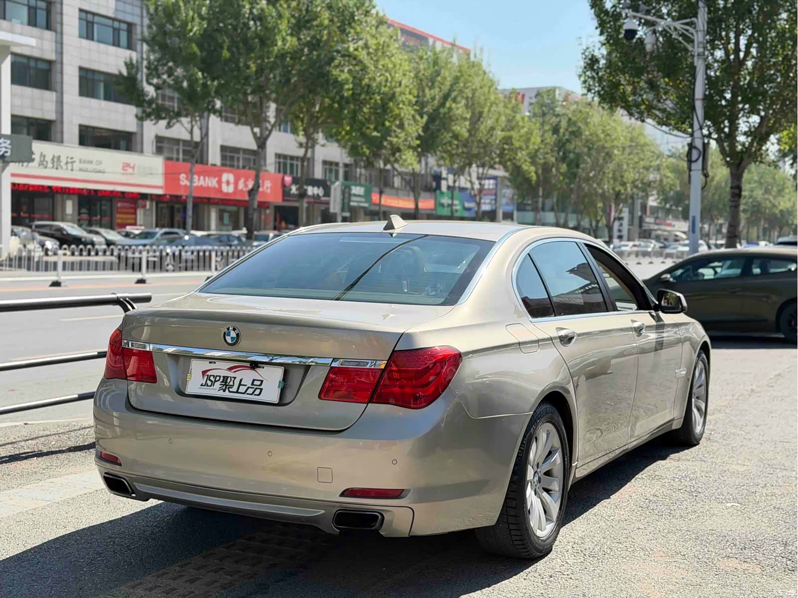 BMW 7 Series, 2011 13