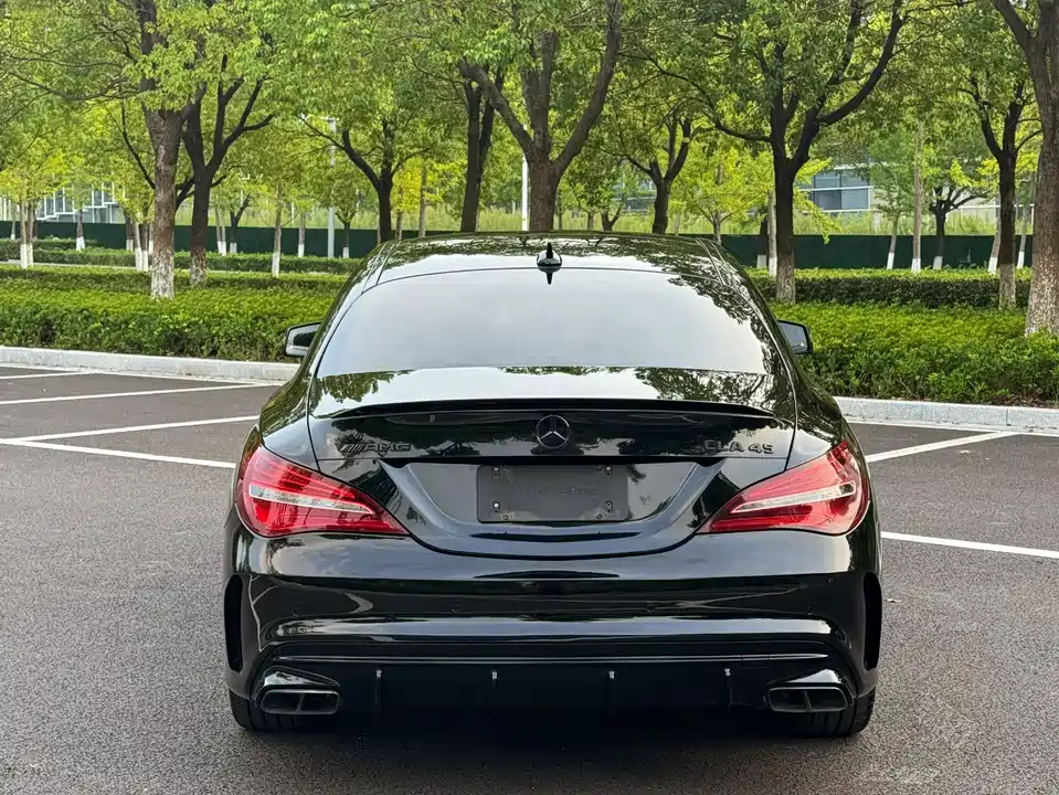 Mercedes-Benz CLA AMG