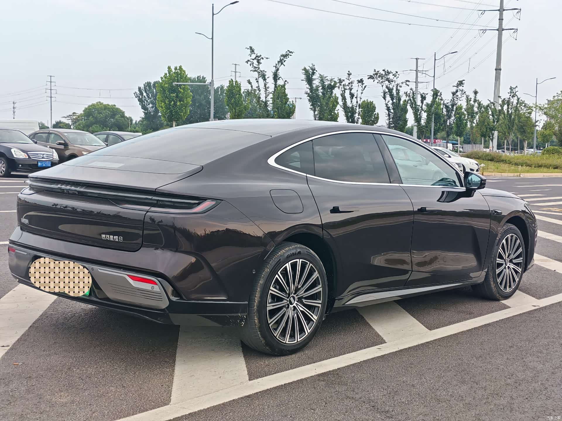 Geely 8, 2026 7