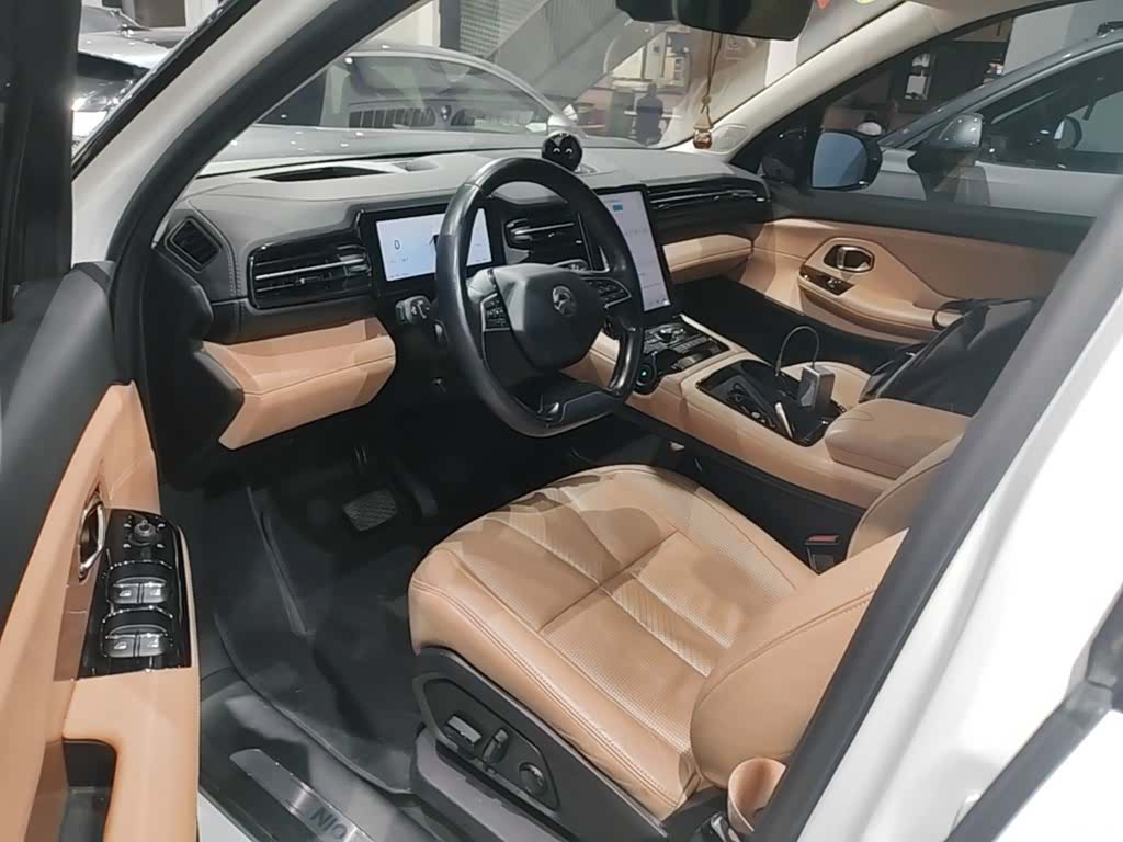 NIO ES8, 2019 16