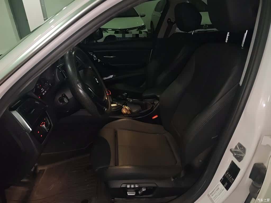 BMW 3 Series, 2017 11
