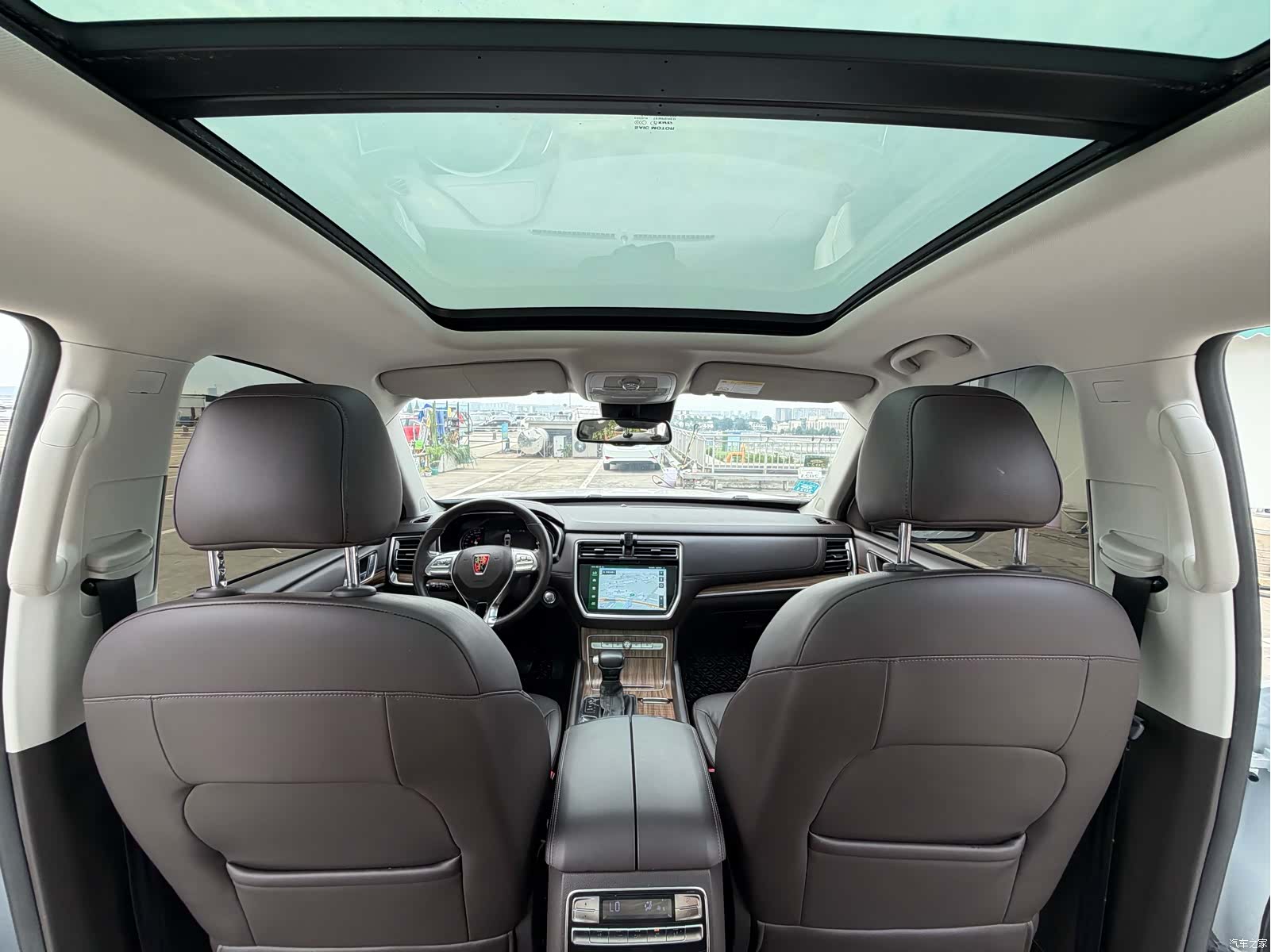 Roewe RX8, 2019 15