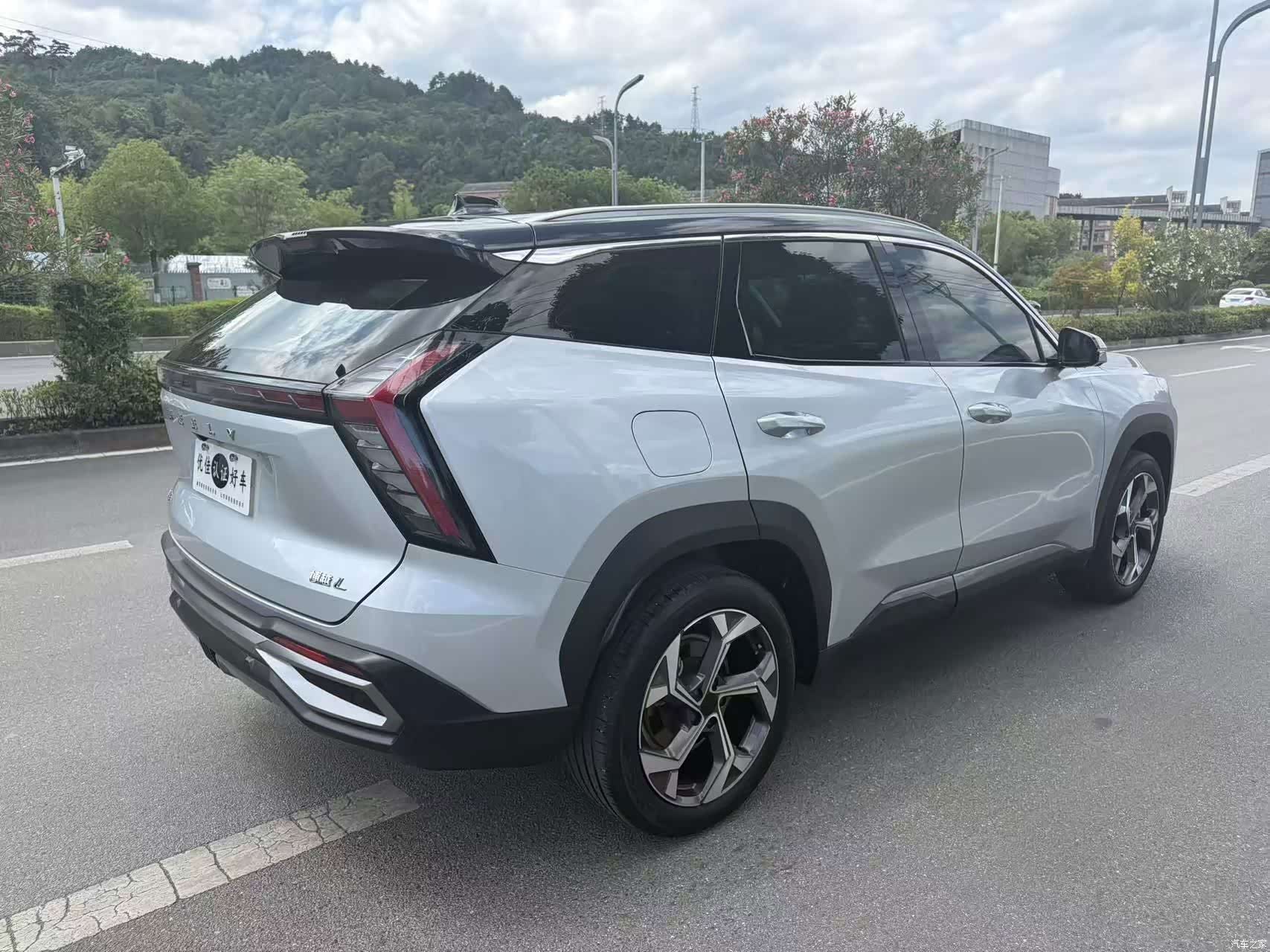 Geely Boyue, 2022 12