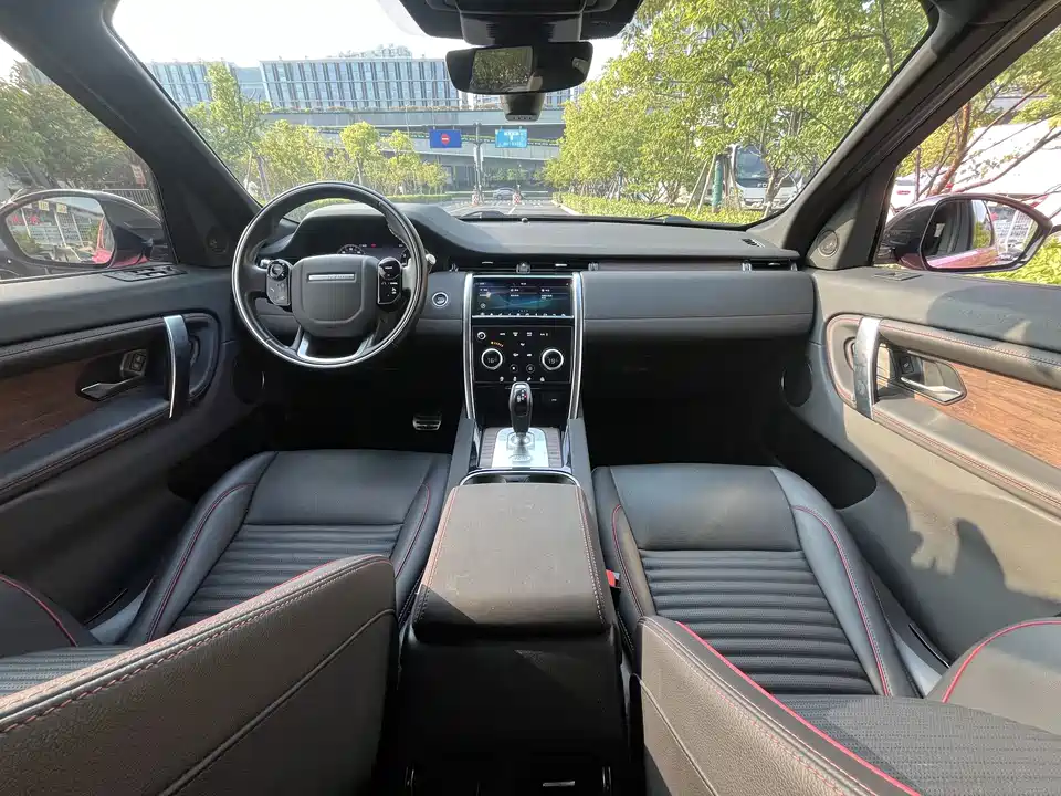 Land Rover Discover sports