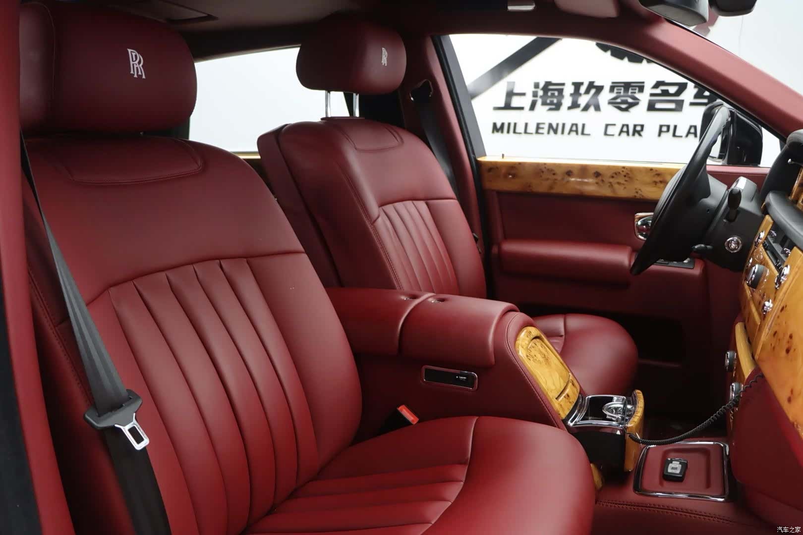 Rolls-Royce Phantom, 2011 10