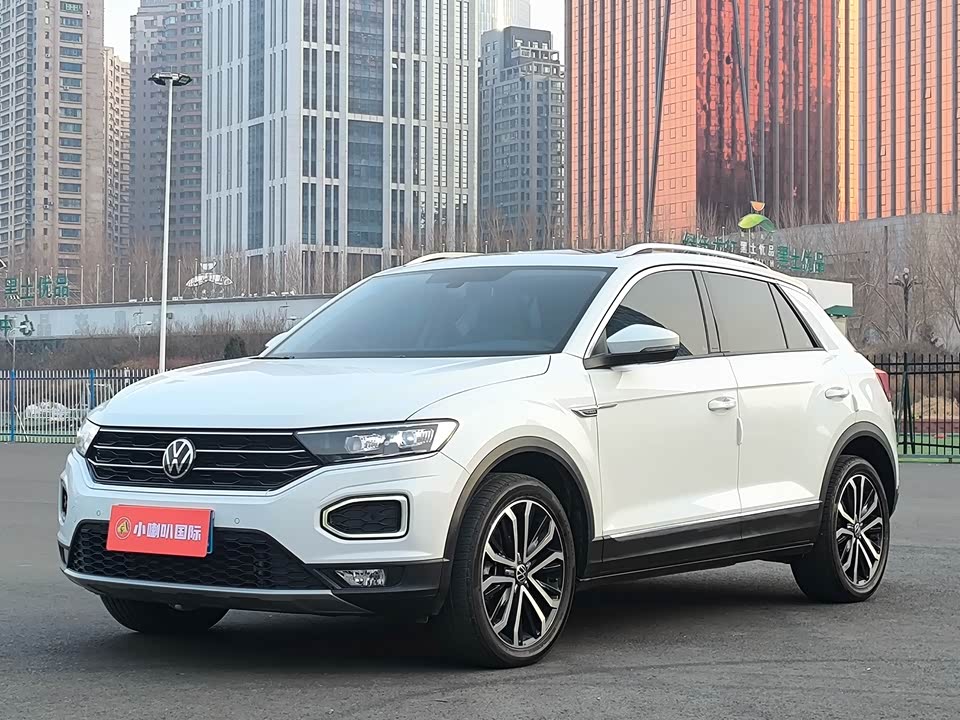 Volkswagen T-ROC exploring Songs