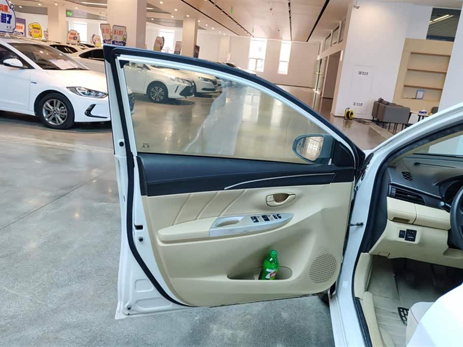 Toyota YARiS L Zhixuan