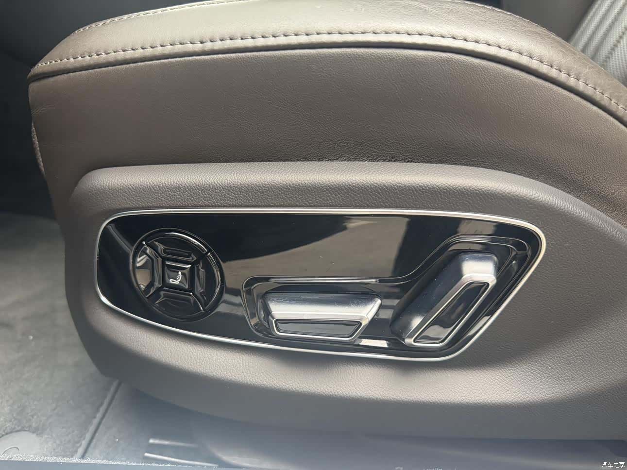Audi A8L, 2020 13