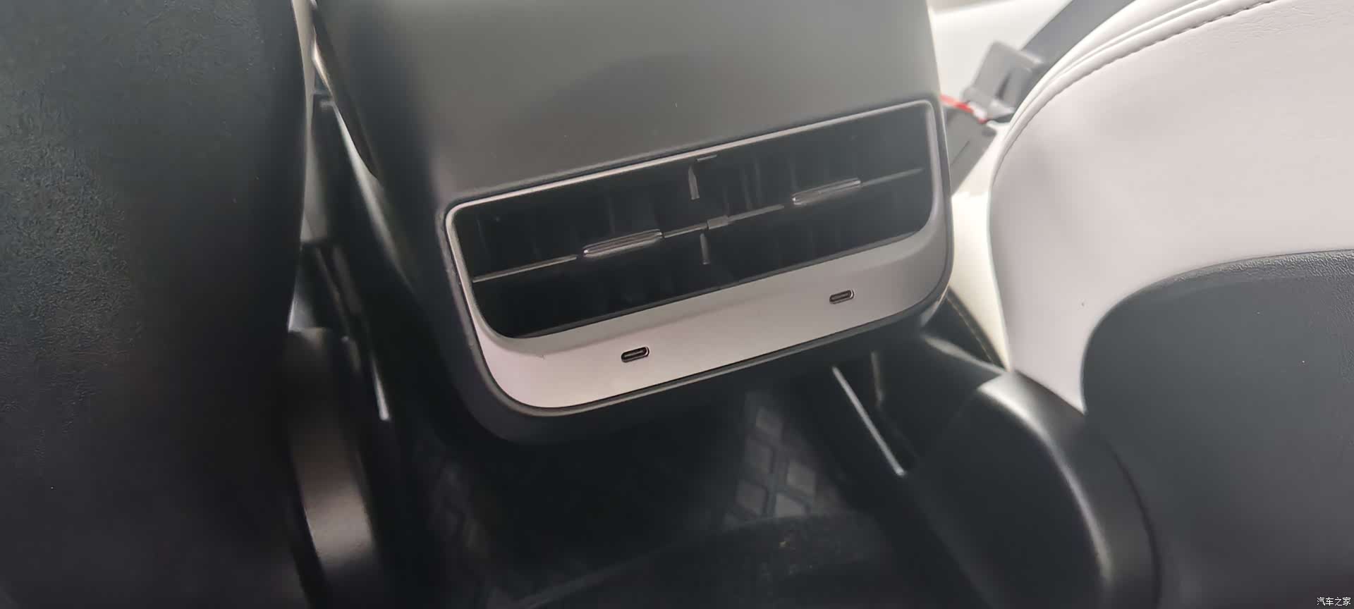 Tesla Model 3, 2022 18