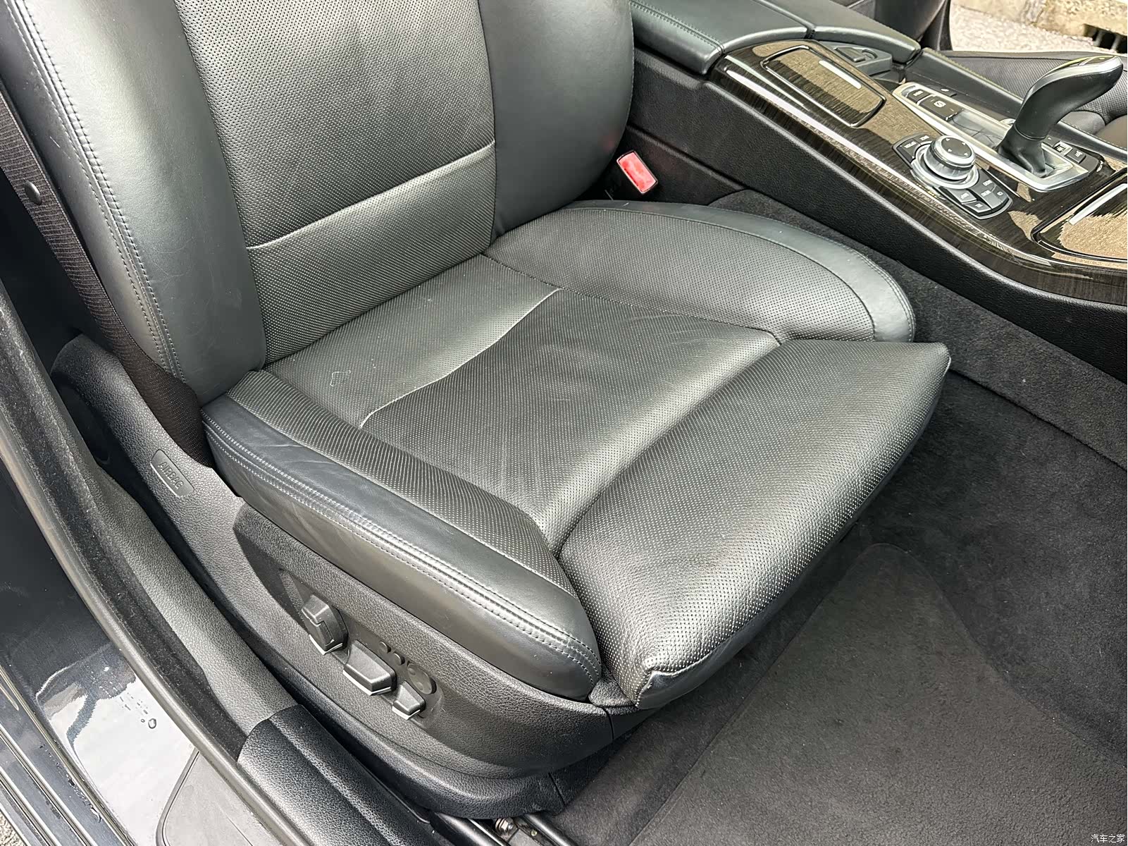 BMW 5 Series, 2011 20