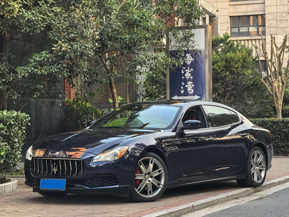 Maserati President
