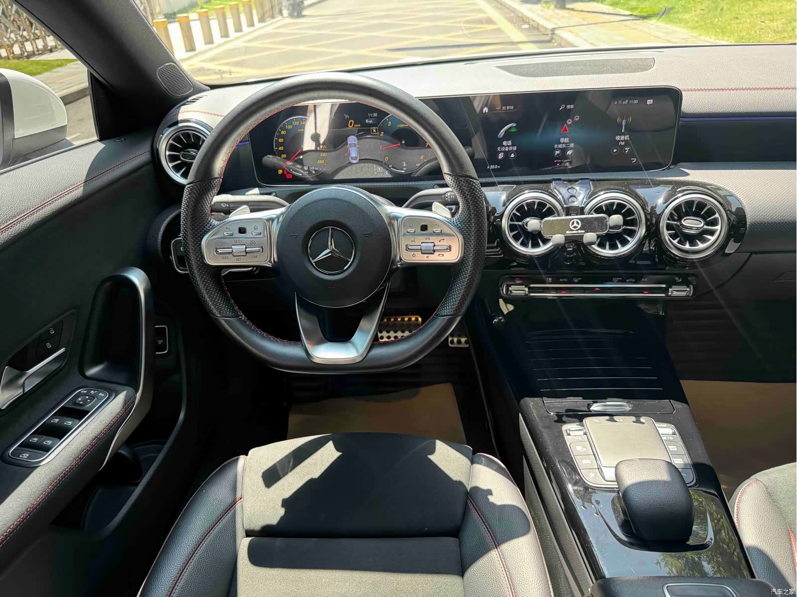Mercedes-Benz CLA, 2022 14