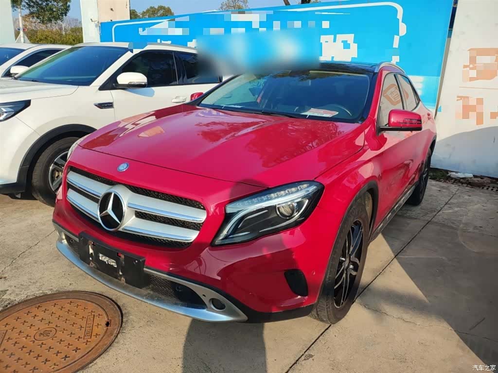 Mercedes-Benz GLA