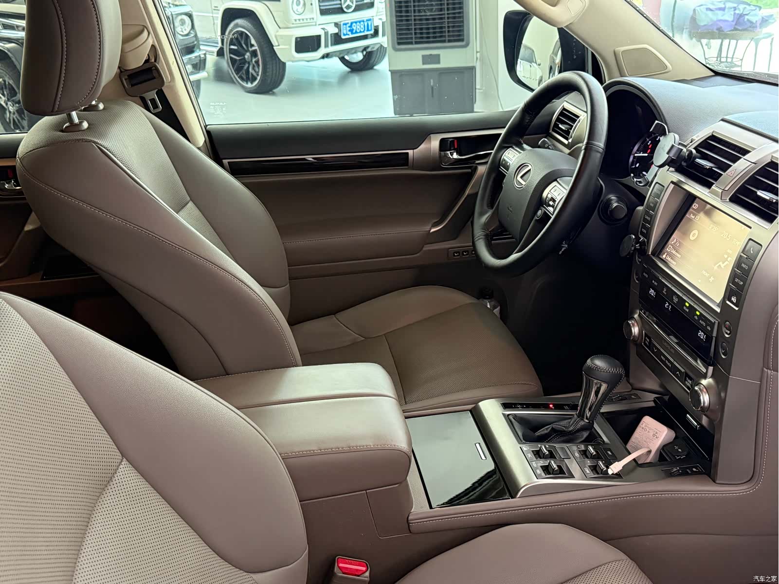 Lexus GX, 2019 6