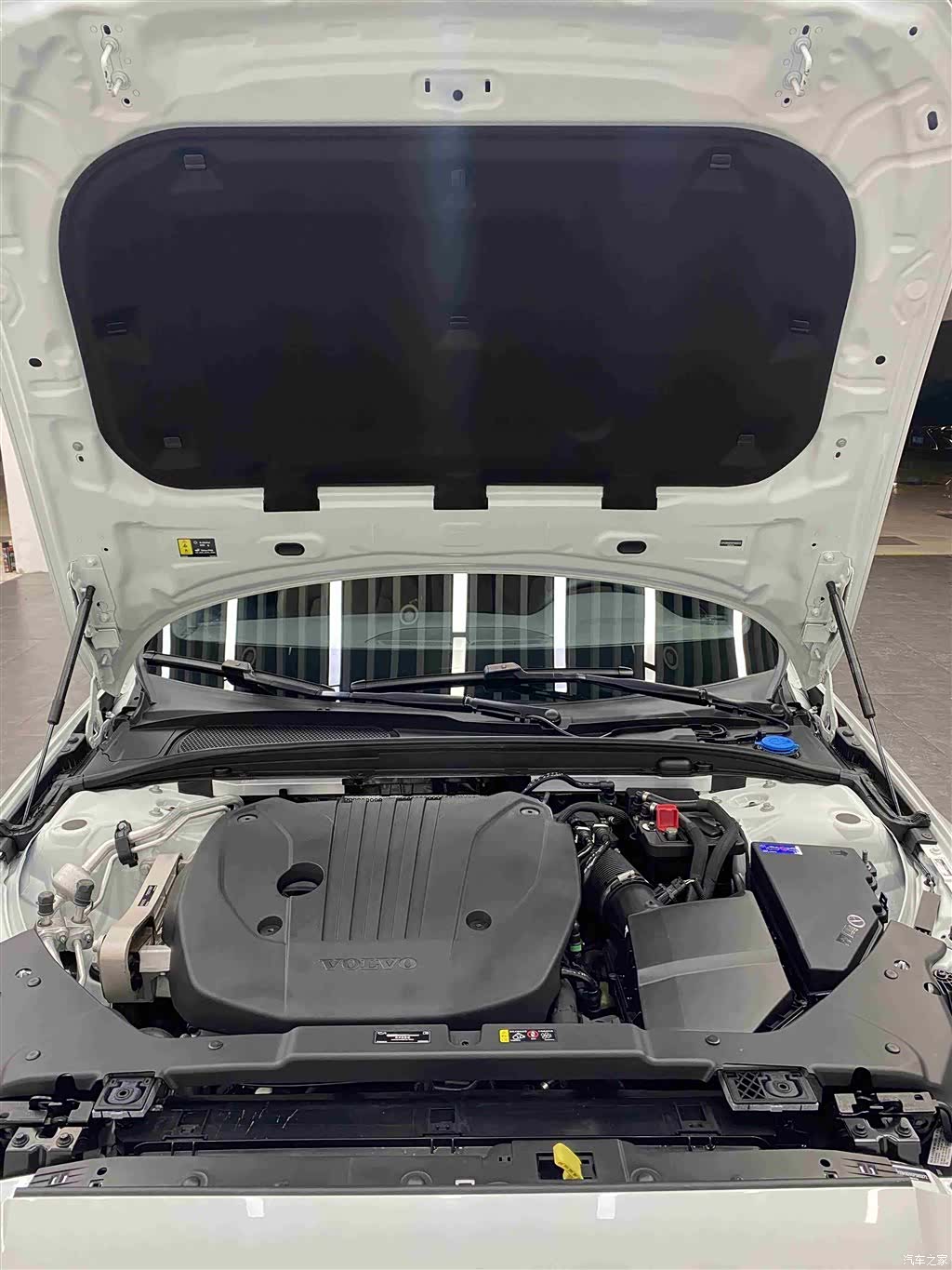 Volvo S60, 2026 18