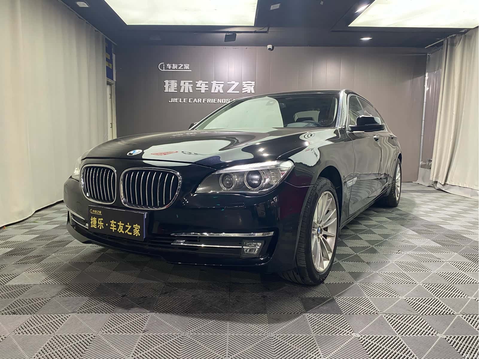 BMW 7 Series, 2014 1