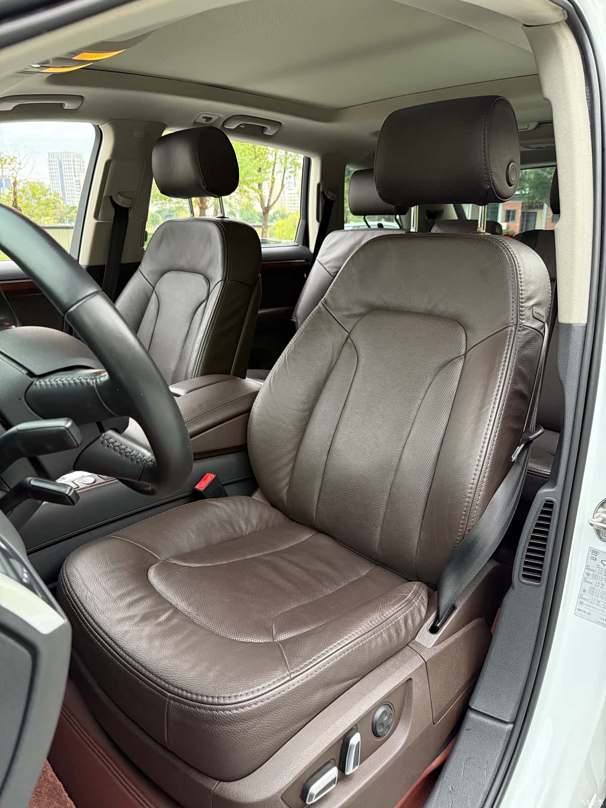 Audi Q7, 2015 8