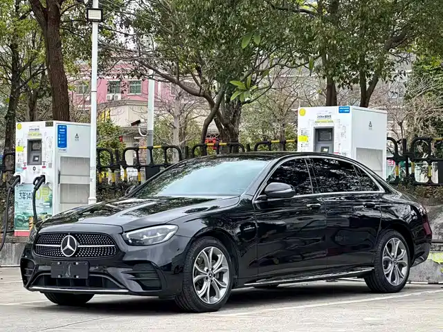 Mercedes-Benz E-Class 2021 — купить из Китая под заказ
