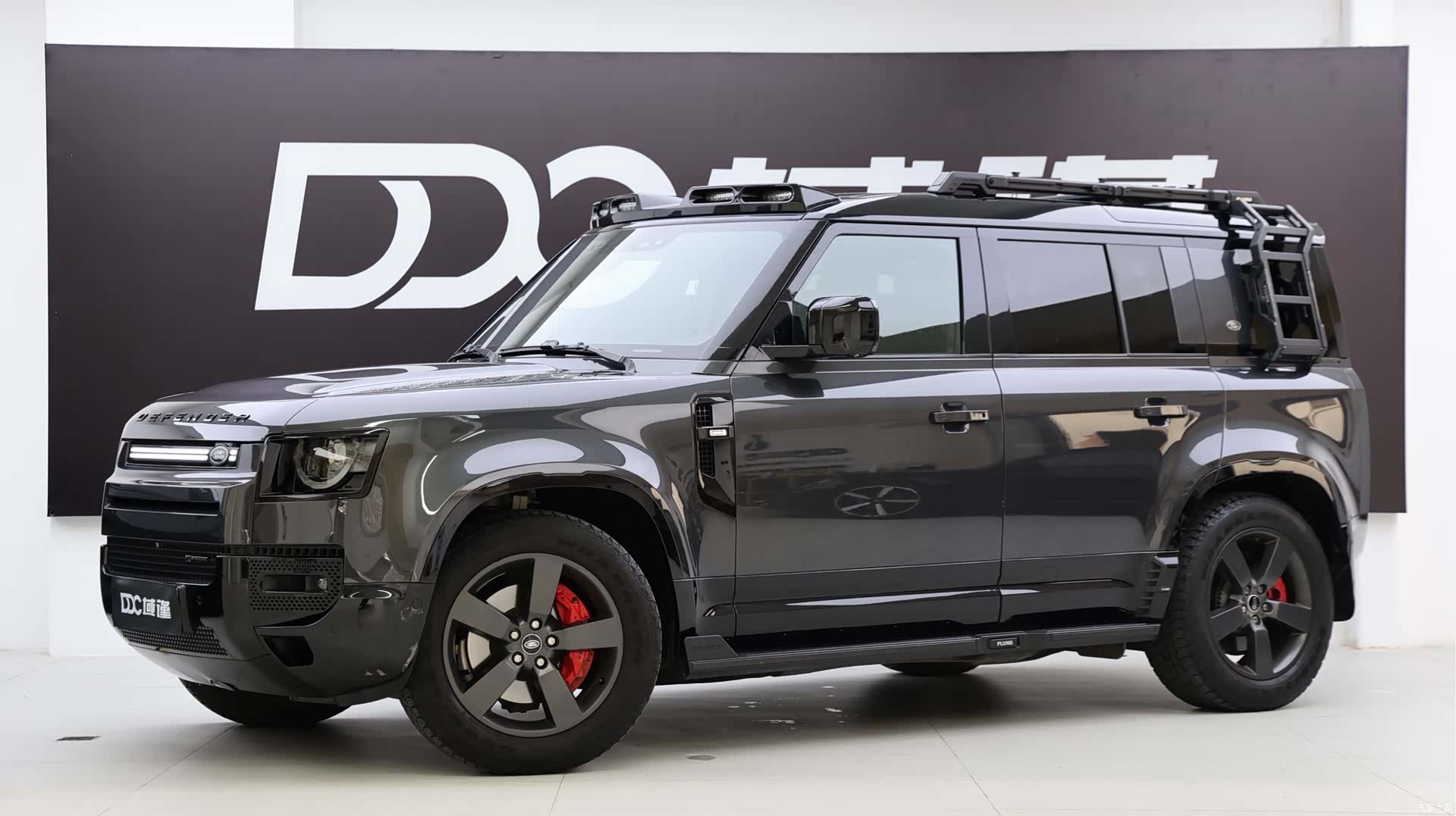 Land Rover Defender, 2022 1