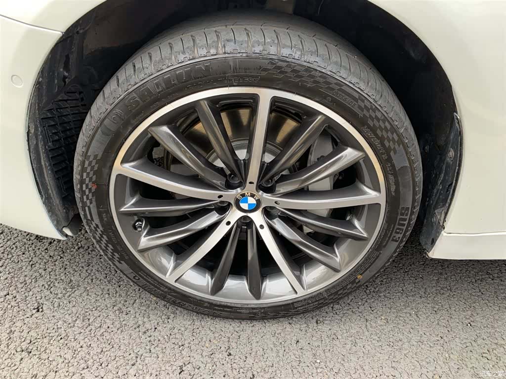 BMW 5 Series, 2022 21