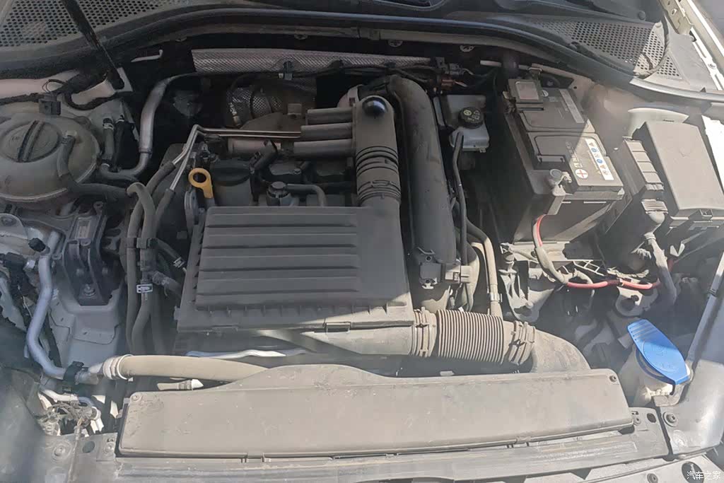 Volkswagen Lamando, 2017 10