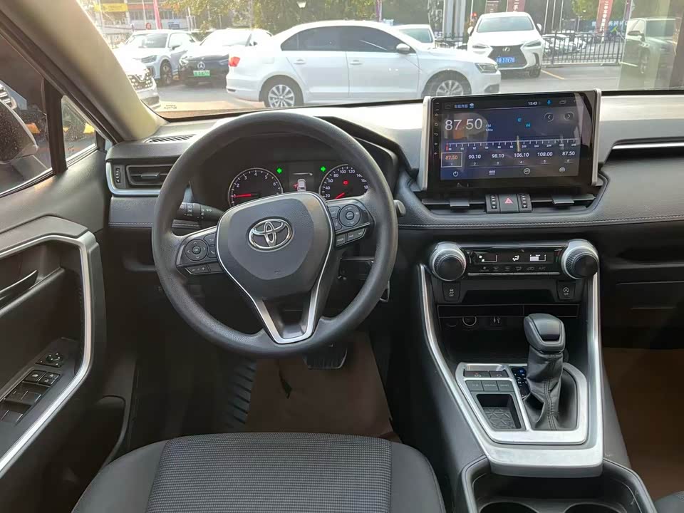 Toyota RAV4 Rongfang