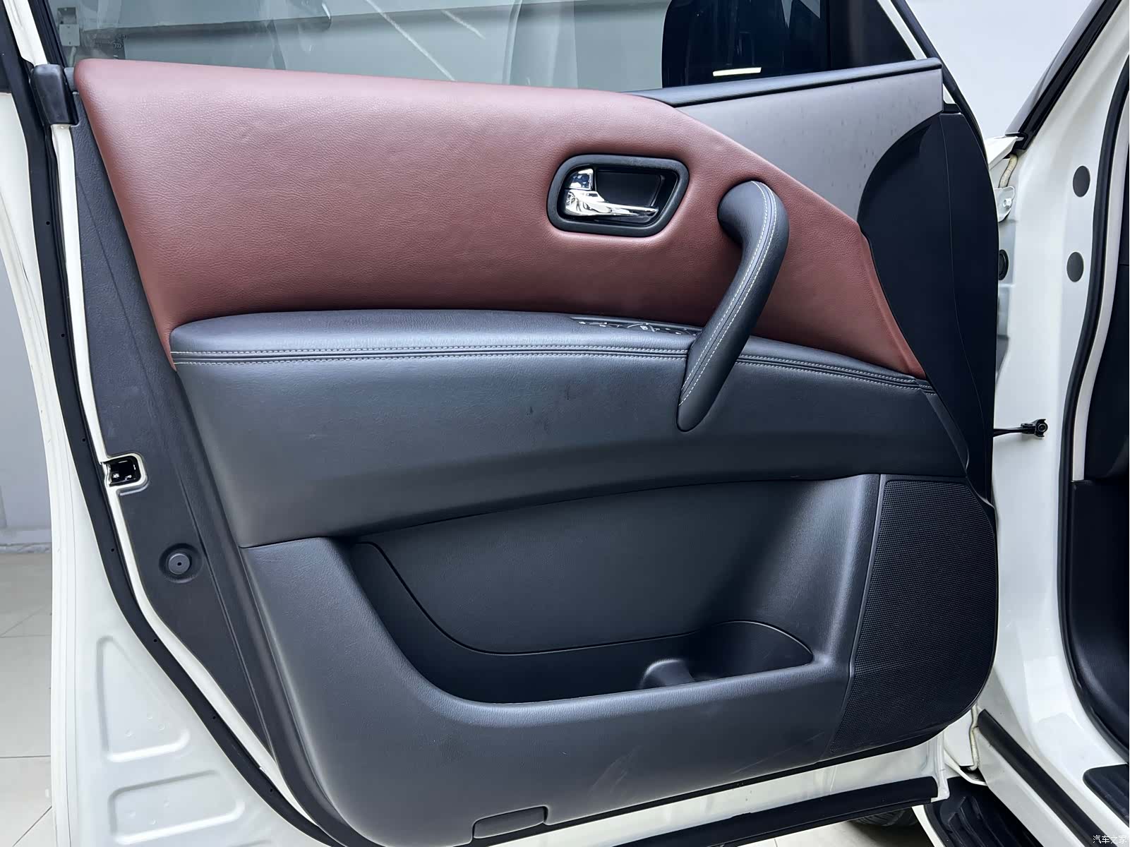 Nissan Patrol, 2018 11