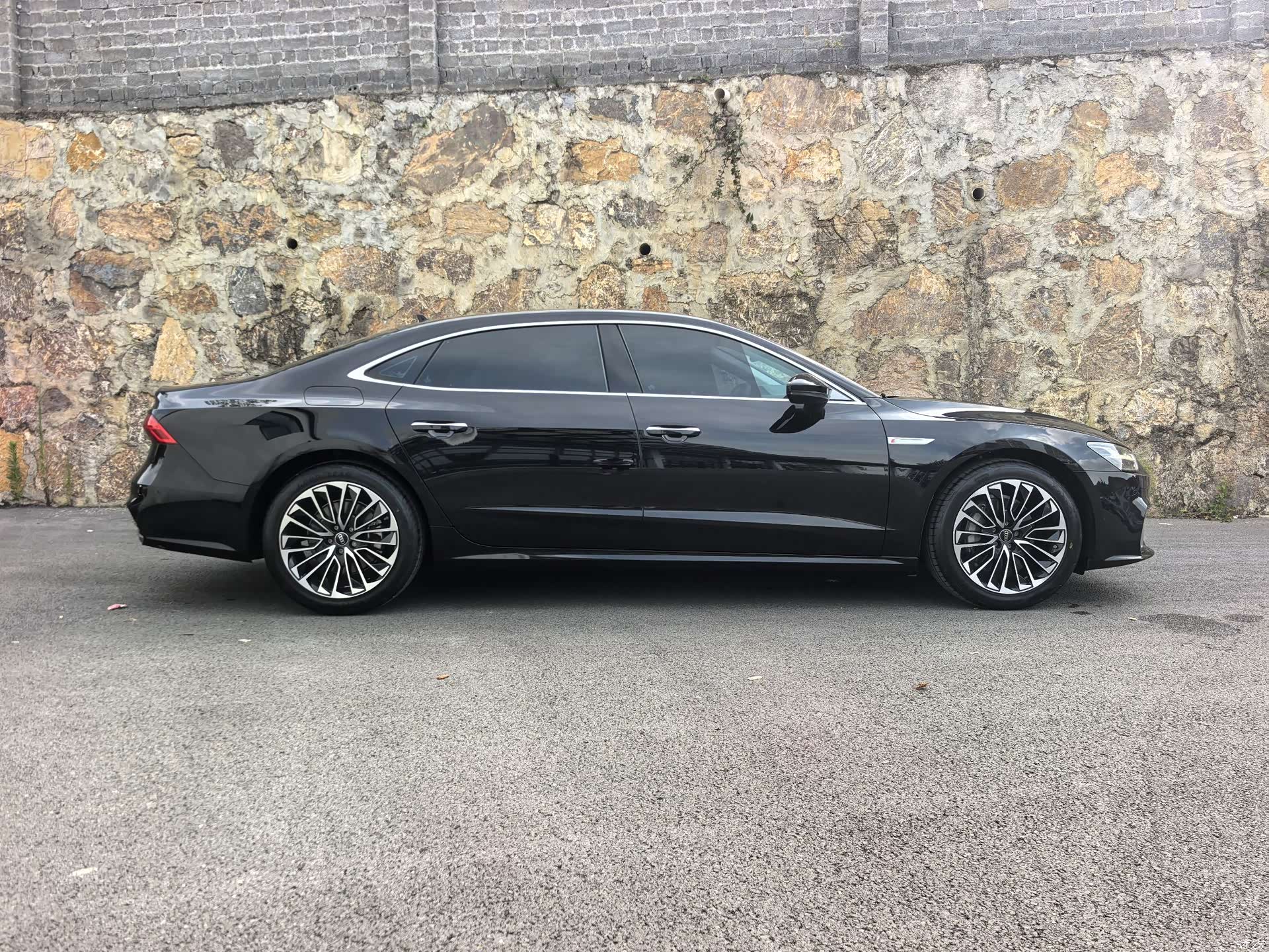 Audi A7L, 2026 14